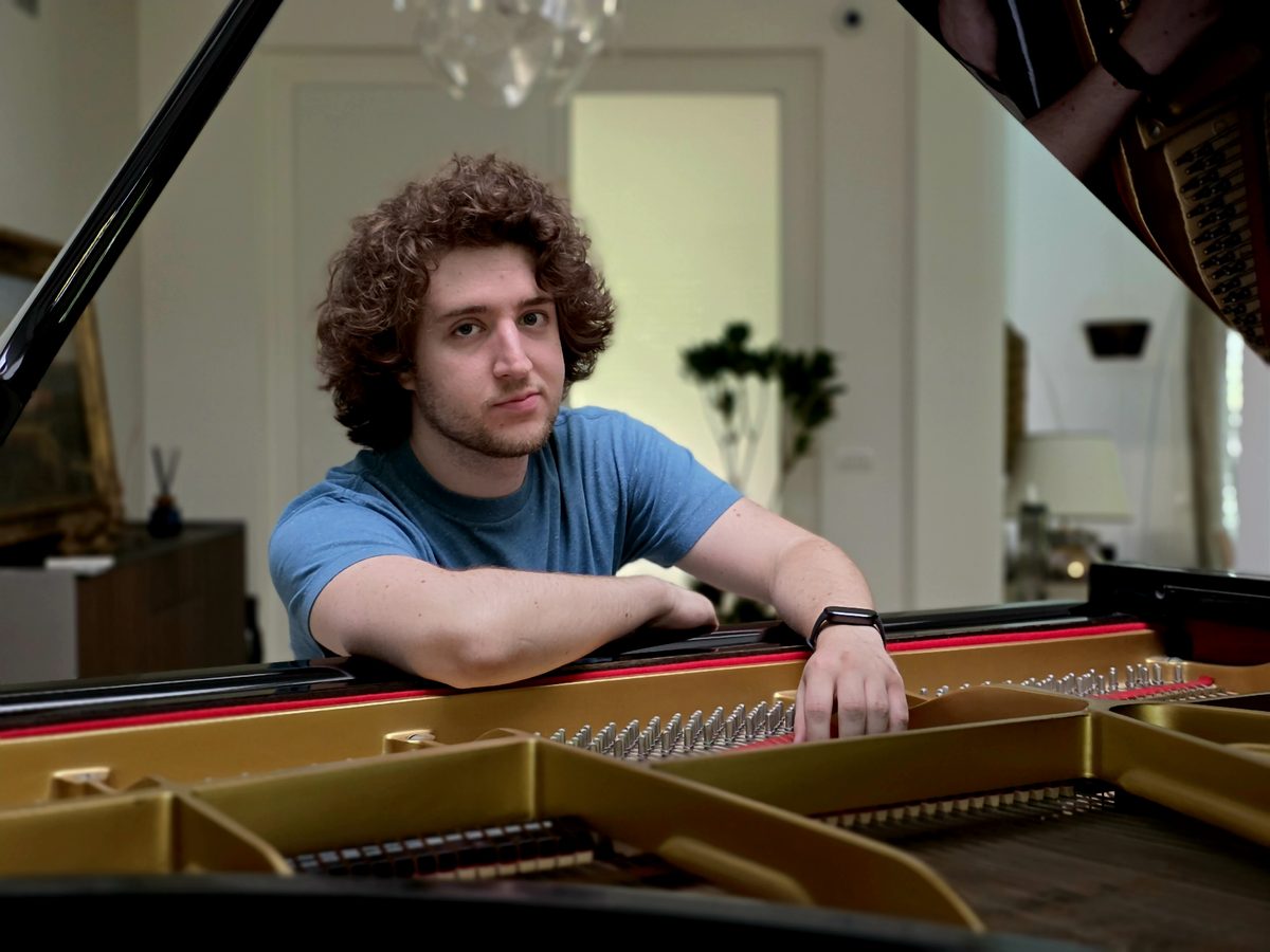 Riccardo Malberti at the piano